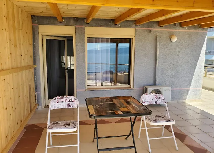 Ξενοδοχείο με διαμερίσματα Summer Gate Σαράντα