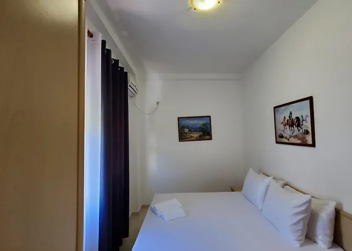 Ξενοδοχείο με διαμερίσματα Summer Gate Σαράντα