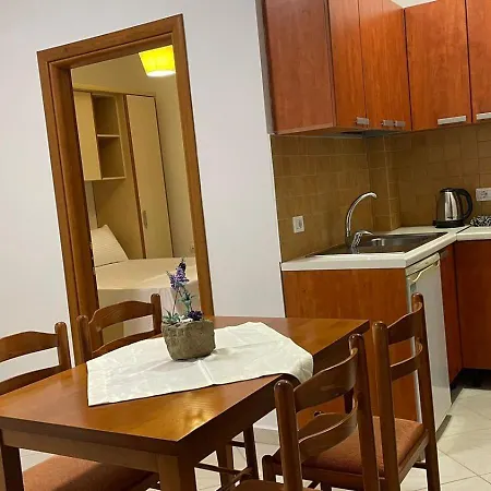 Summer Gate Sarandë